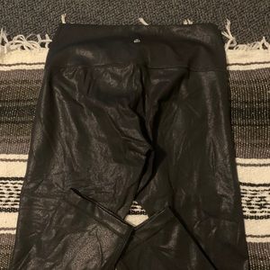 Brand new never worn lululemon pants